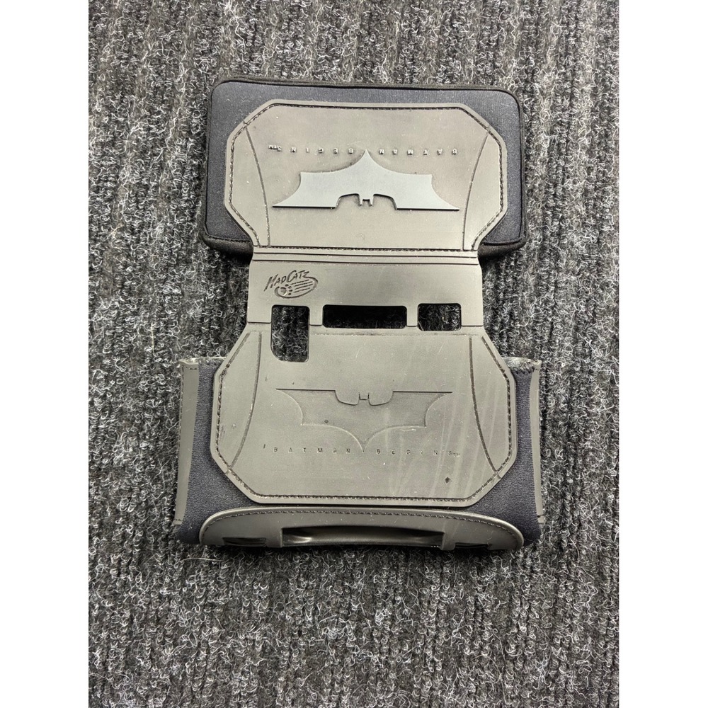 Mad Catz Batman Begins Sony PSP Case Black Protective Shell Neoprene Cover 2005